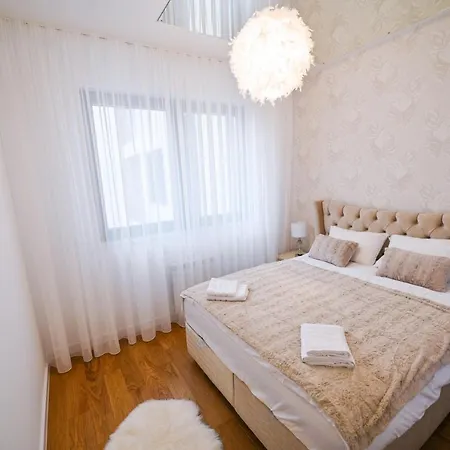 Charm * 巴尼西卢卡