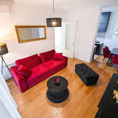 Apartment Charm
