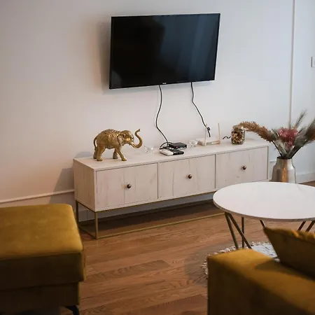 Charm 巴尼西卢卡